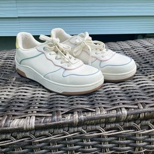 Urban Outfitters Sneakers